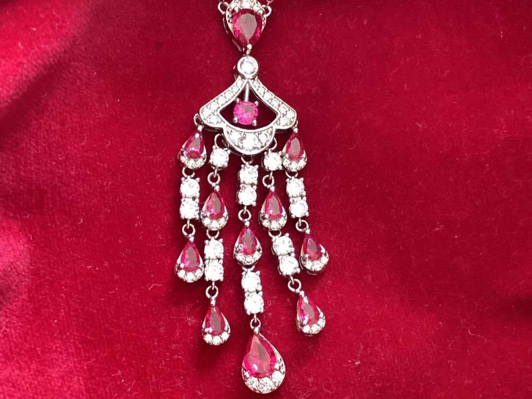 Catenine: Collier pierres Swarovski – Usato da fribourg venduto da iris18