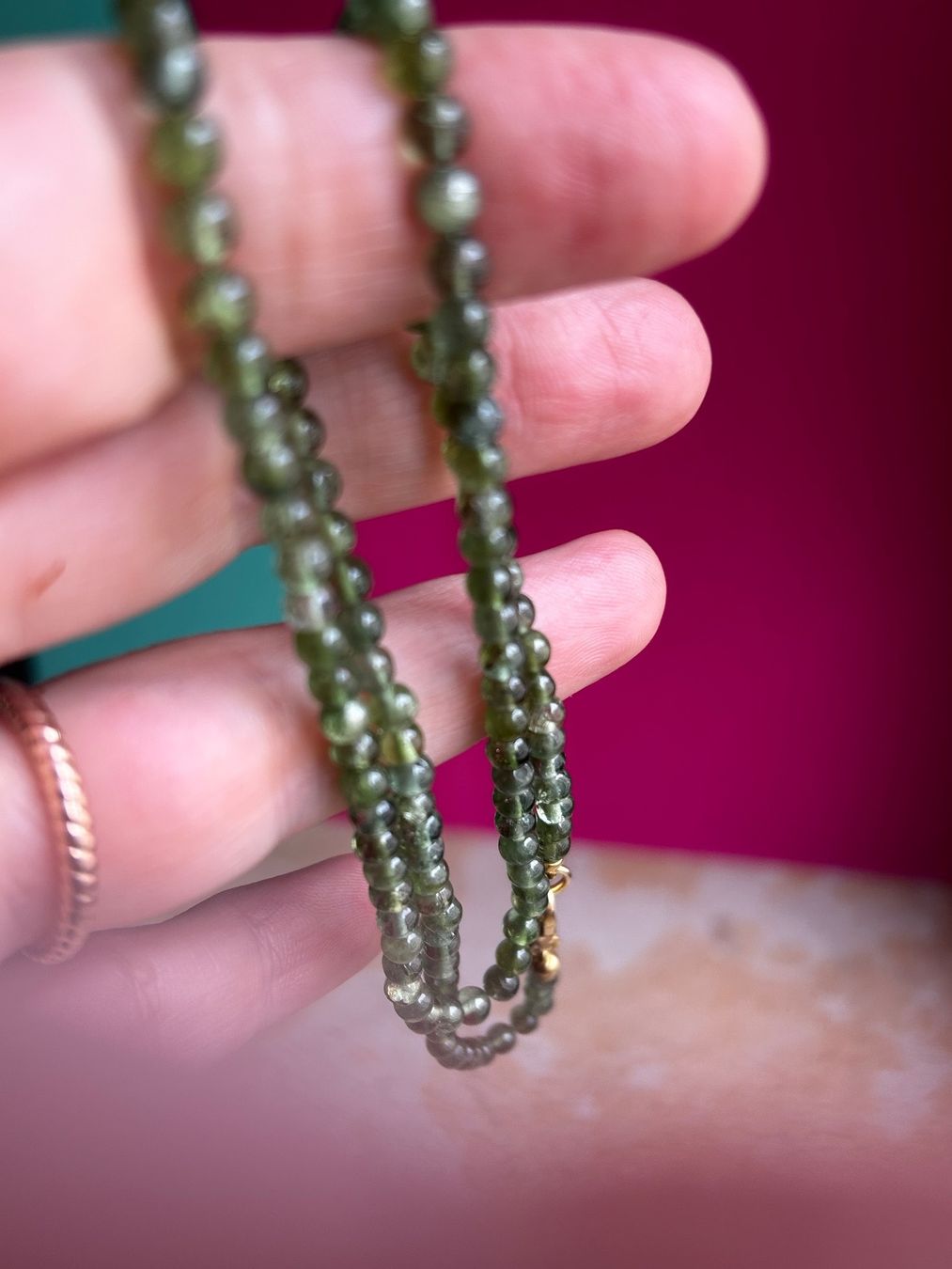 Catenine: Grüne Kette leuchtend hell 48cm – Usato da Laufen venduto da Bellebellezza 5