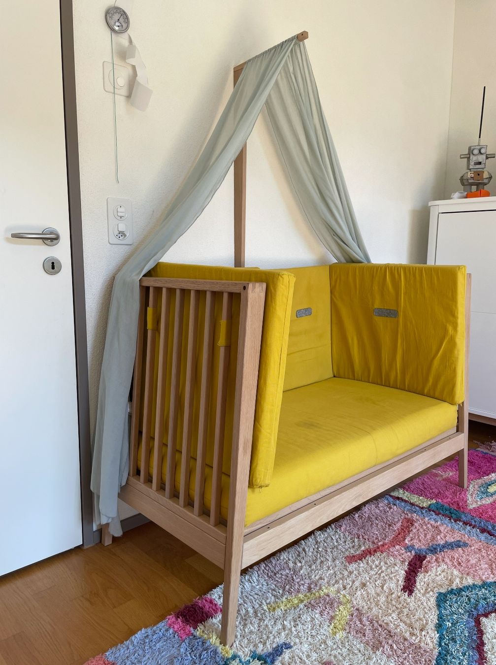 Leander Betten: Leander Linea Babybett Eiche – Gebraucht aus Zürich von Rubine. 2