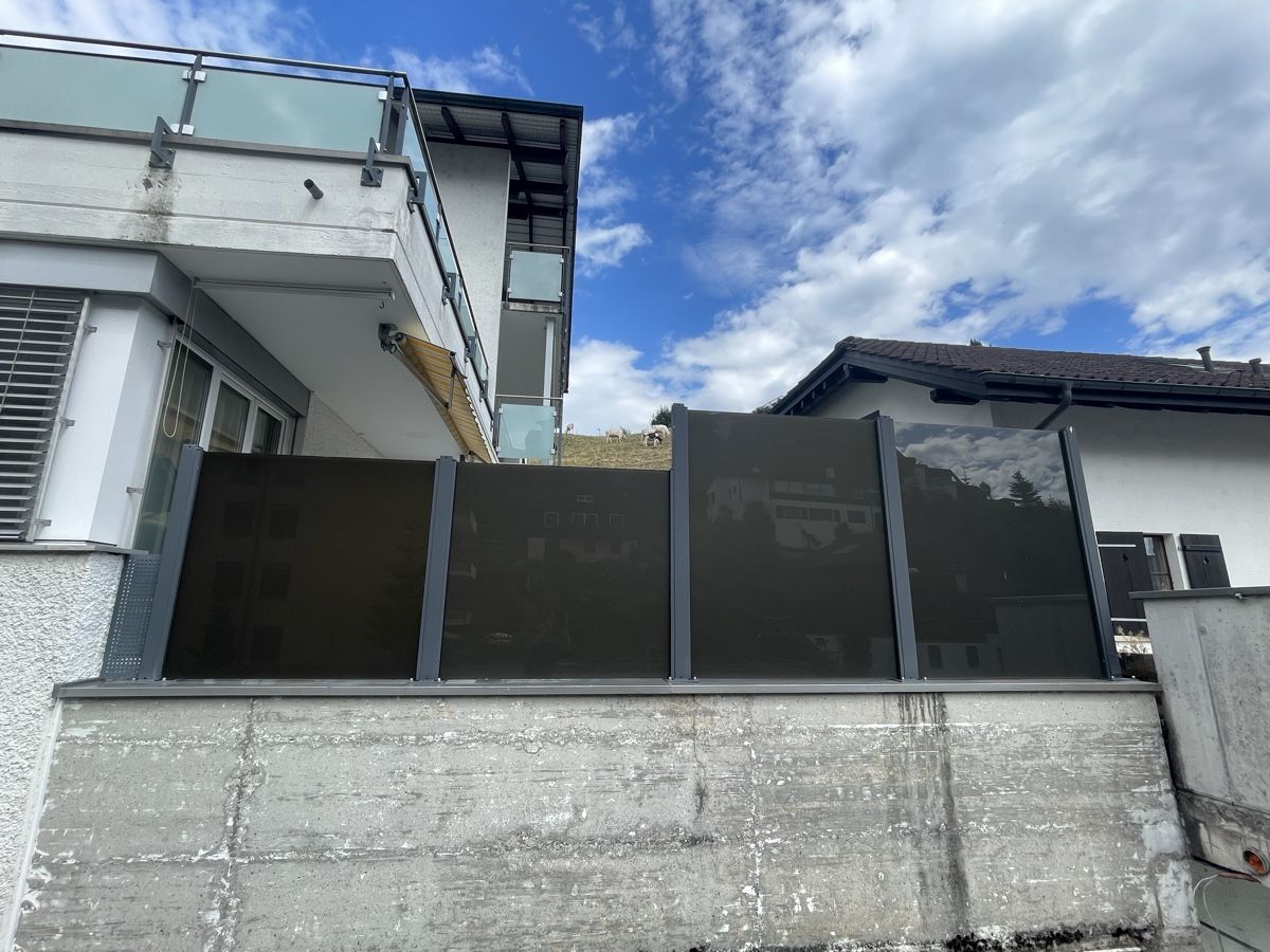 Balustrades: GLASGELÄNDER/BALKONGELÄNDER – D'occasion à Küssnacht am Rigi par Koala73