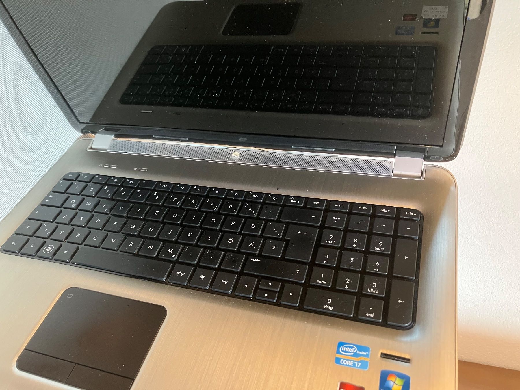 Hewlett Packard Notebook: HP Pavilion Dv7-Intel i7 32GB RAM, Win 10 – Usato da Bertschikon-Gossau venduto da Mosk 1