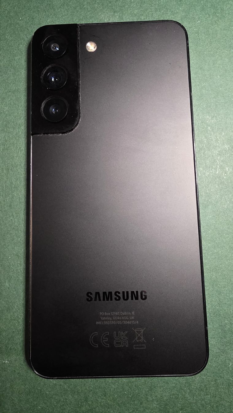 Samsung Telefoni cellulari / Smartphones: Samsung S22 – Usato da Nänikon venduto da Blauaugen 1