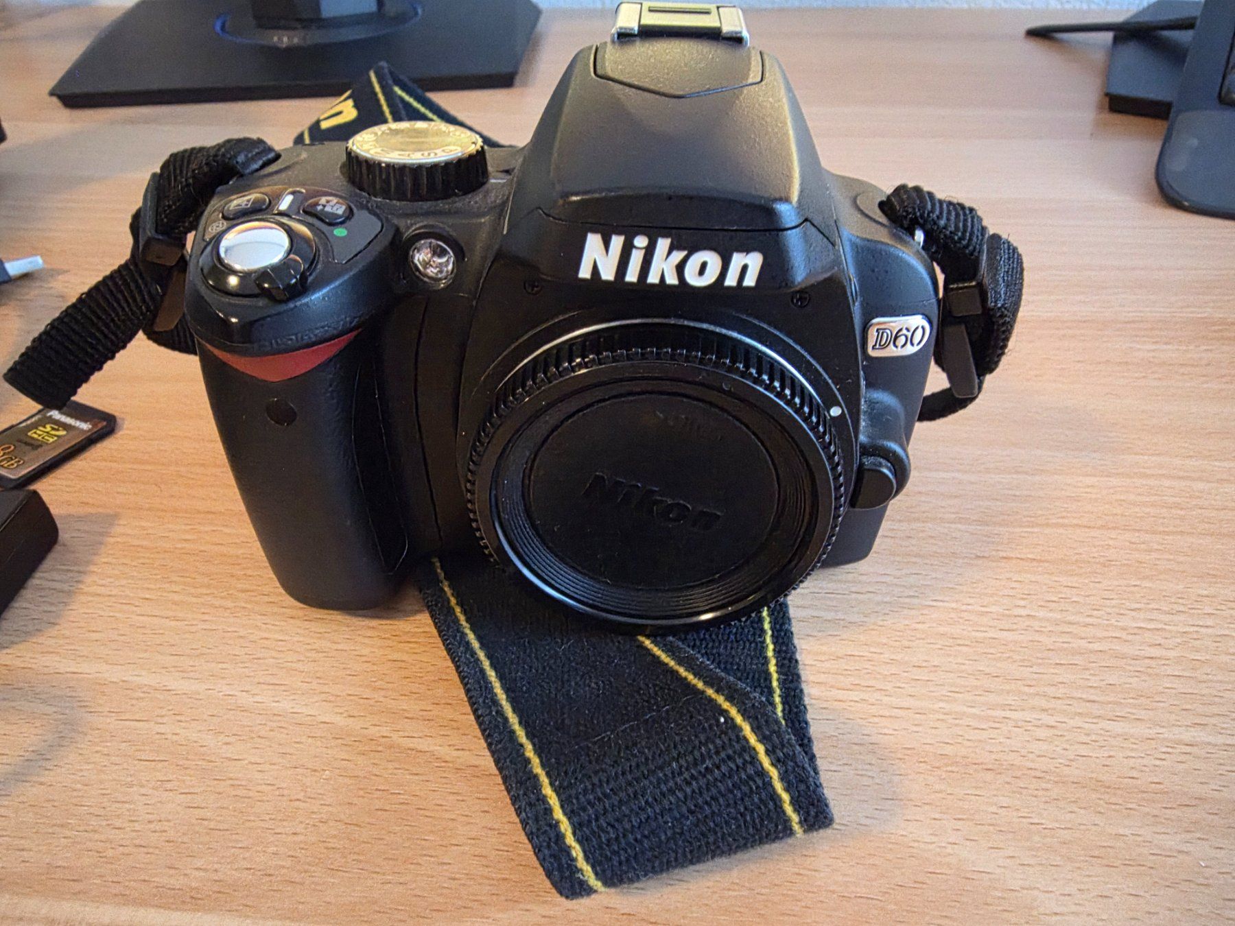 Nikon Kamera: Nikon D60 reflex numérique + objectif + accessoires – Gebraucht aus Grandcour von elving 1