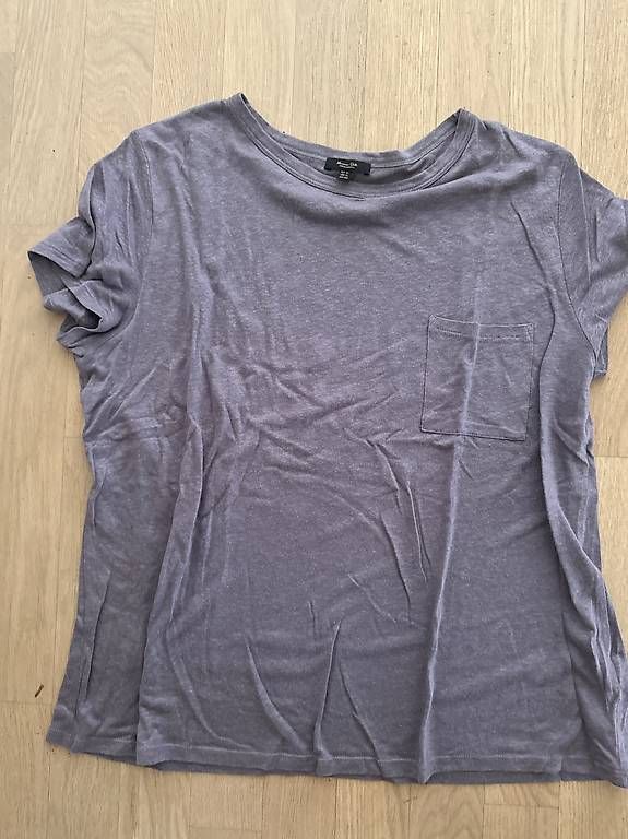 Massimo Dutti T-shirt: T Shirt Massimo – Nuovo (secondo la descrizione) da Zürich venduto da nik_tw2j