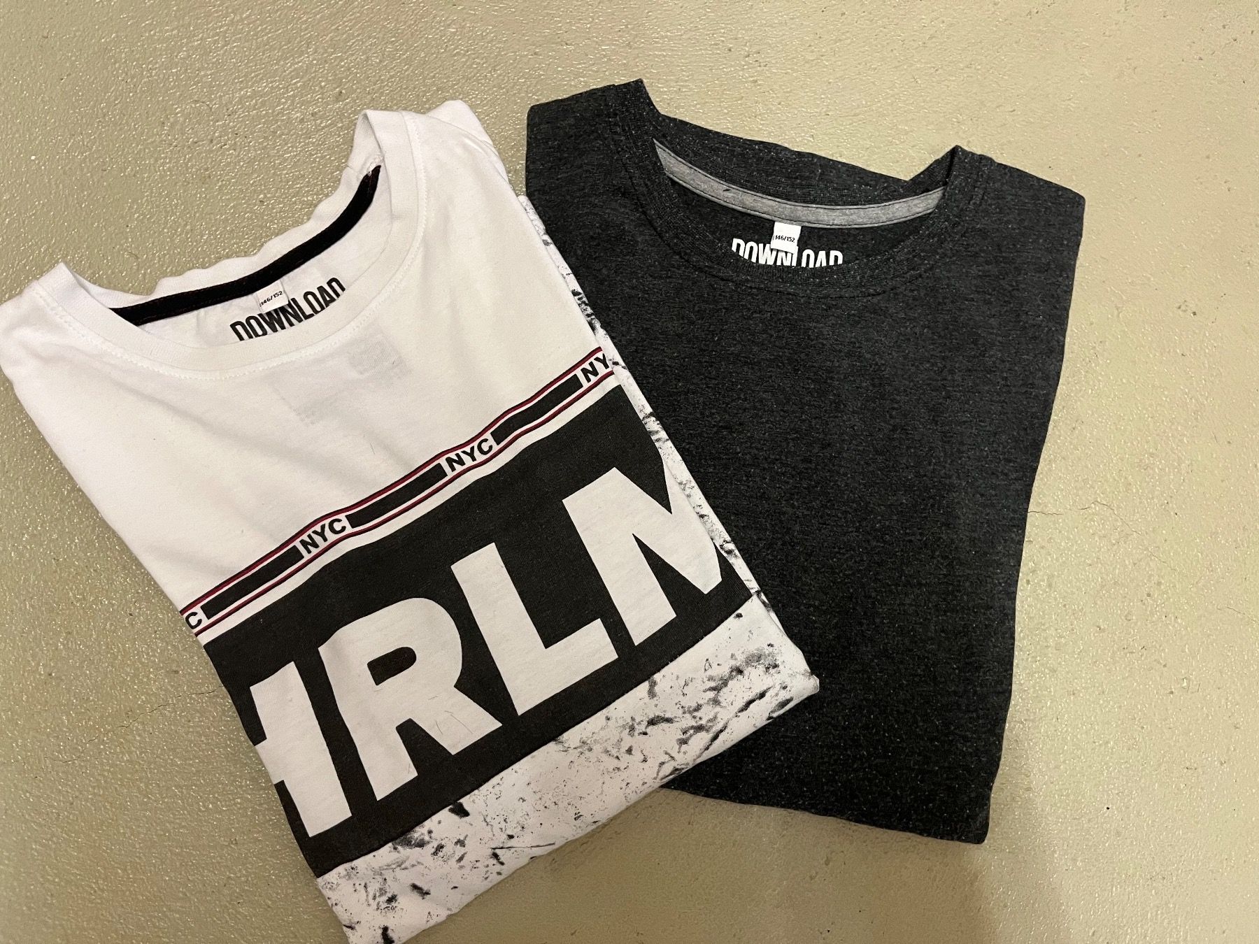 C&A Camicie, T-shirt & Polo: 2x langarm T-Shirts, Gr. 146/152cm – Usato da Gebenstorf venduto da Pphizi 1