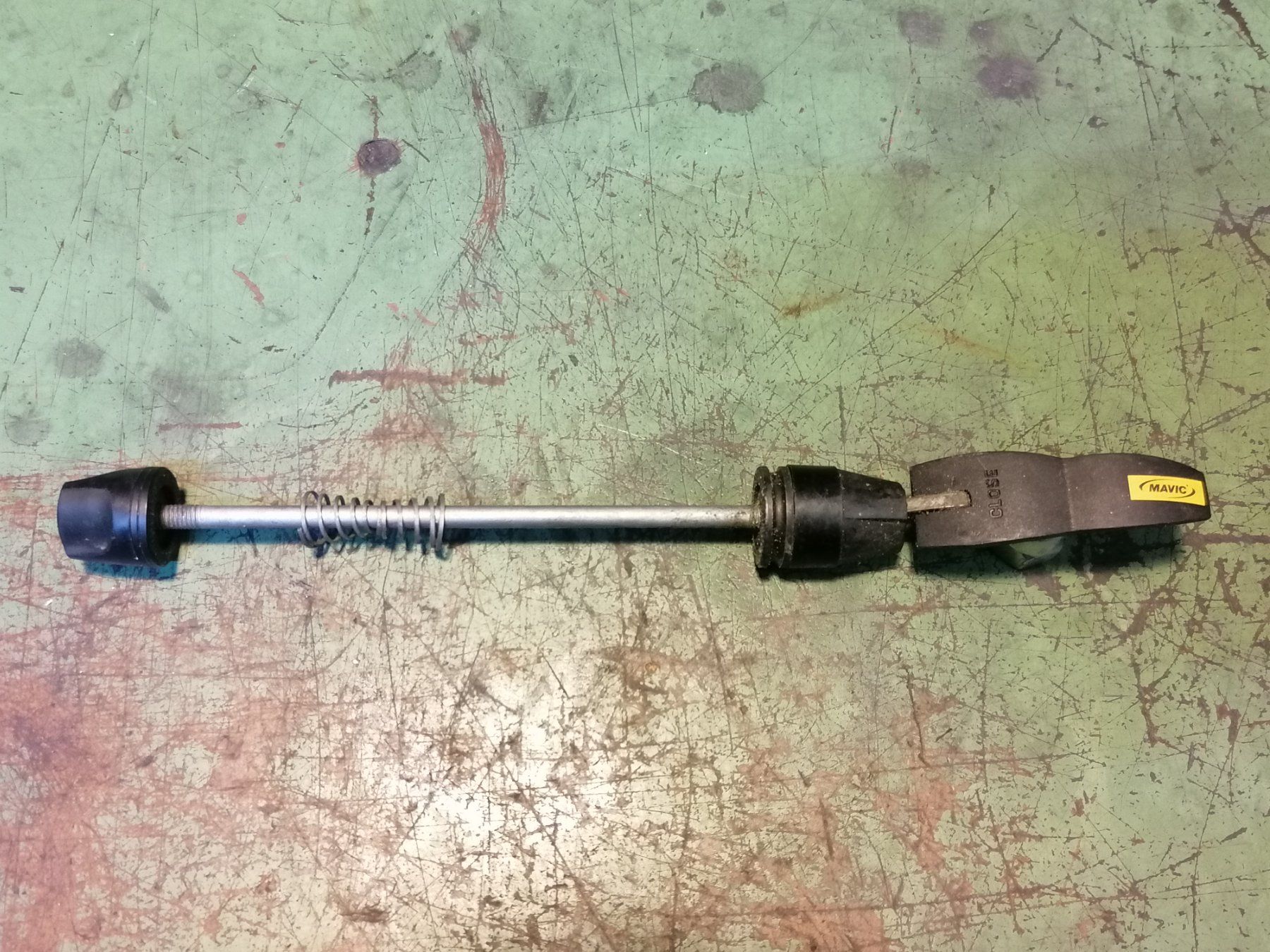 Mavic Pièces détachées: Mavic Hinter Schnellspanner – D'occasion à Lausanne par Frankenstein 1