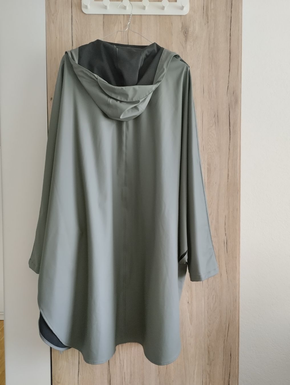 Giacche: Rain coat waterproof – Usato da Solothurn venduto da pao_769q 2