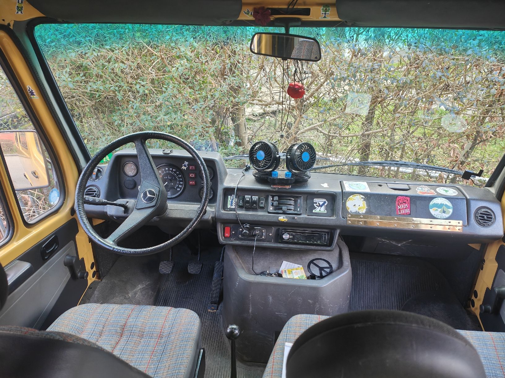 Mercedes-Benz Camping Fahrzeuge: Mercedes Benz 310 Campervan – Gebraucht aus Winterthur von Holz_am_bau 1