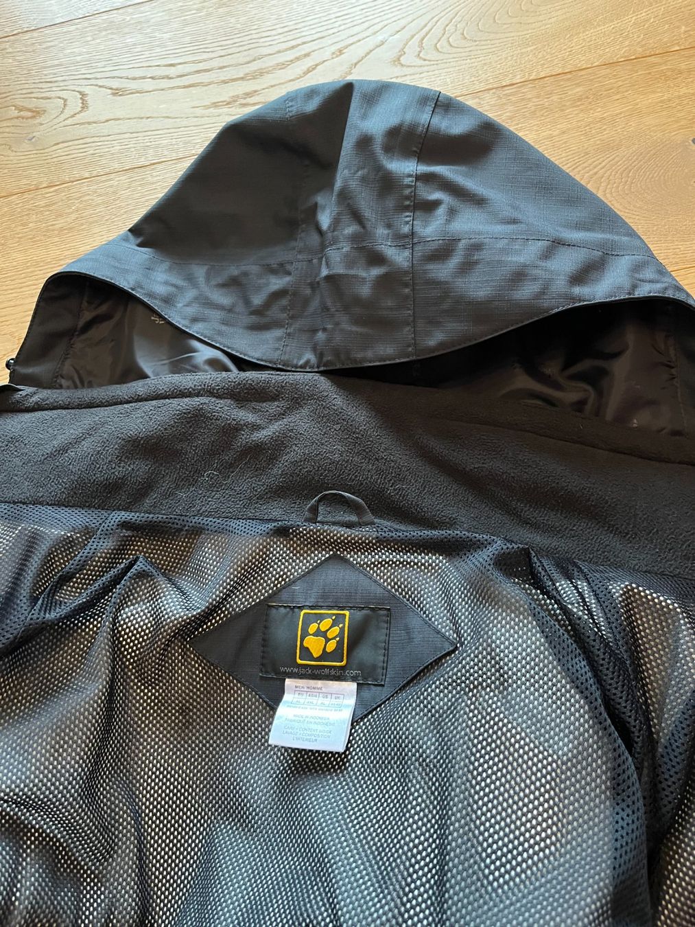 Jack Wolfskin Giacche: Outdoorjacke Jack Wolfskin – Usato da Montlingen venduto da Giardini13 3