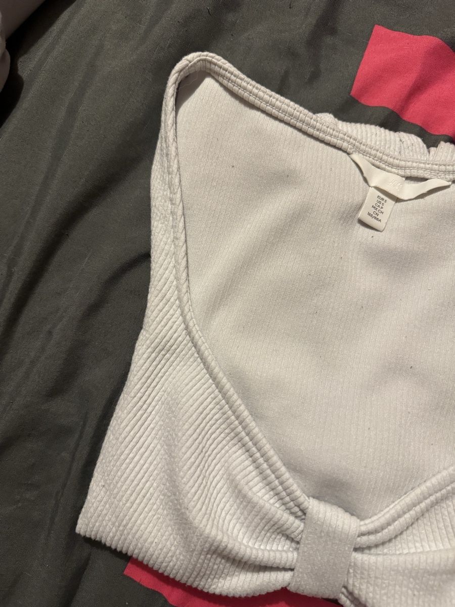 H&M Tops: Body – Gebraucht aus Yvorne von mel_wic 2