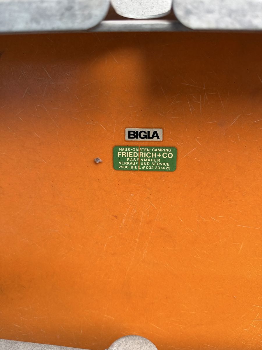 Tische: Runder Gartentisch von BIGLA, orange, Durchmesser 100cm – Gebraucht aus Lyss von nekoreh 1