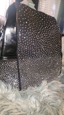 Elegante Damenhandtasche mit Strass - Ideal für den Ausgang
