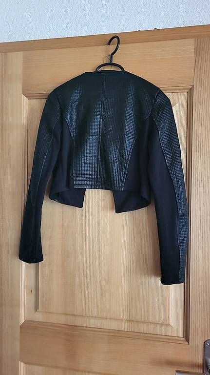 Vestes: Kunstlederjäckchen  – D'occasion à Muolen par Simi897 1