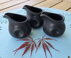 3er Set Mini Keramik Kännchen für Saucen, Milch, Sahne