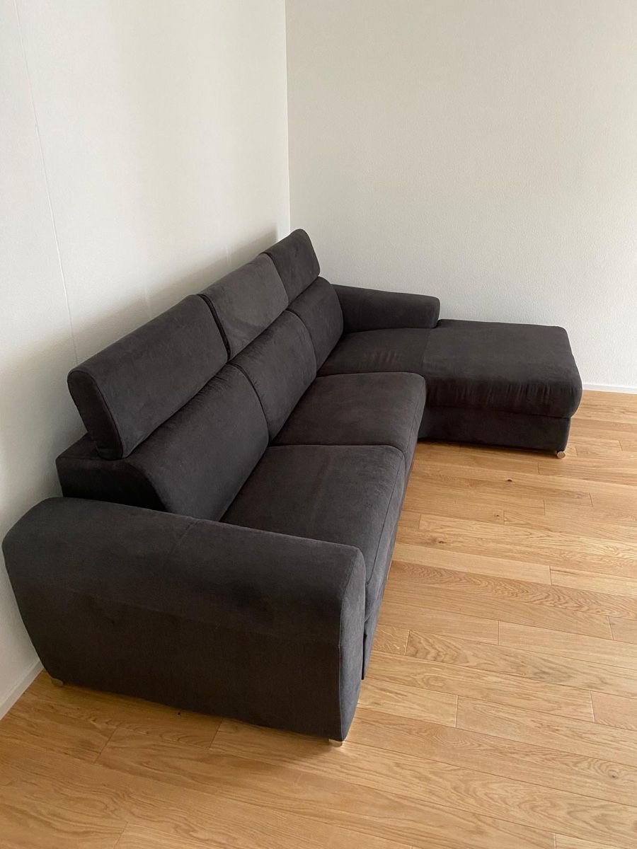 Divani: Schönes Ecksofa – Usato da Bülach venduto da ser_x2bb