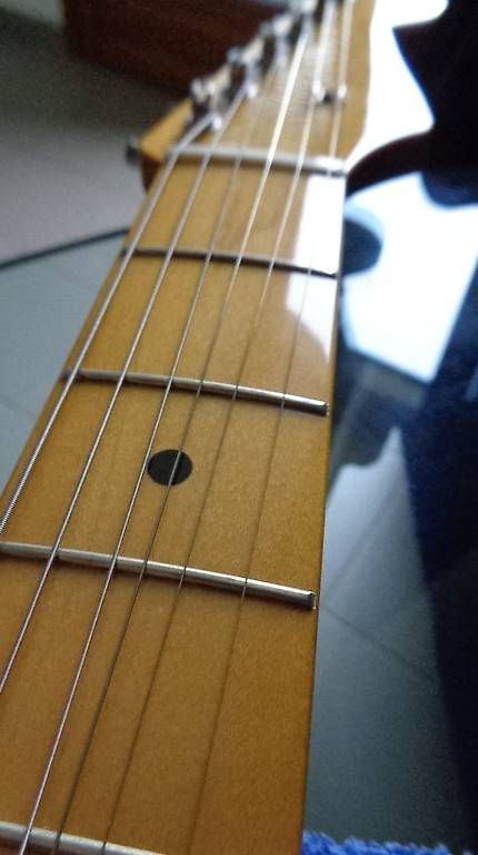 Fender Strumenti musicali: Fender Stratocaster ST57 two tone sunburst - 2014 – Usato da Pianezzo venduto da JapanGuitars 4