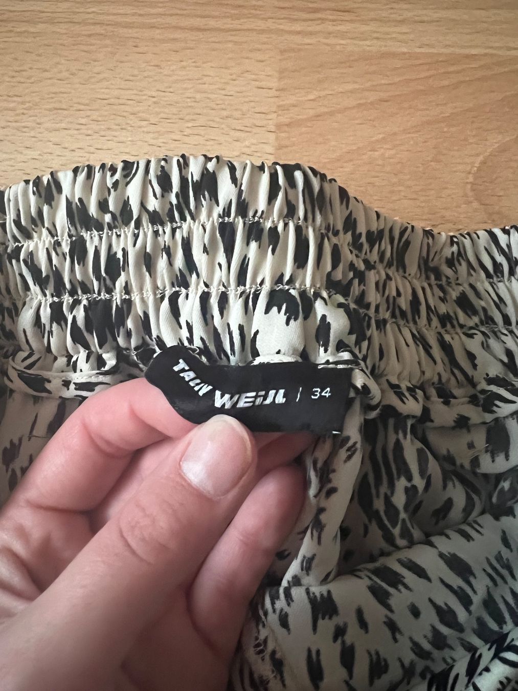Tally Weijl Hosen: Tally Weijl Hose – Gebraucht aus Kirchberg BE von lea_kb6y 1