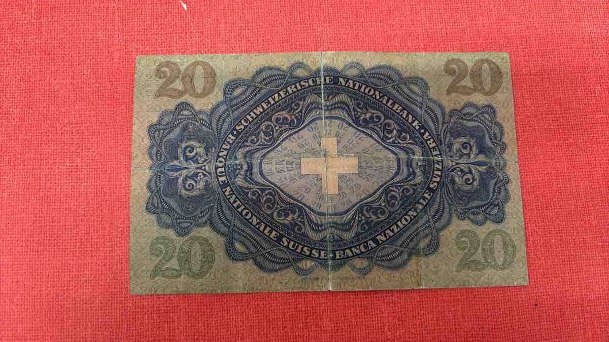 Banknoten: Schweizer Banknote 20 Franken 1938 – Gebraucht aus Ormalingen von digital09 1