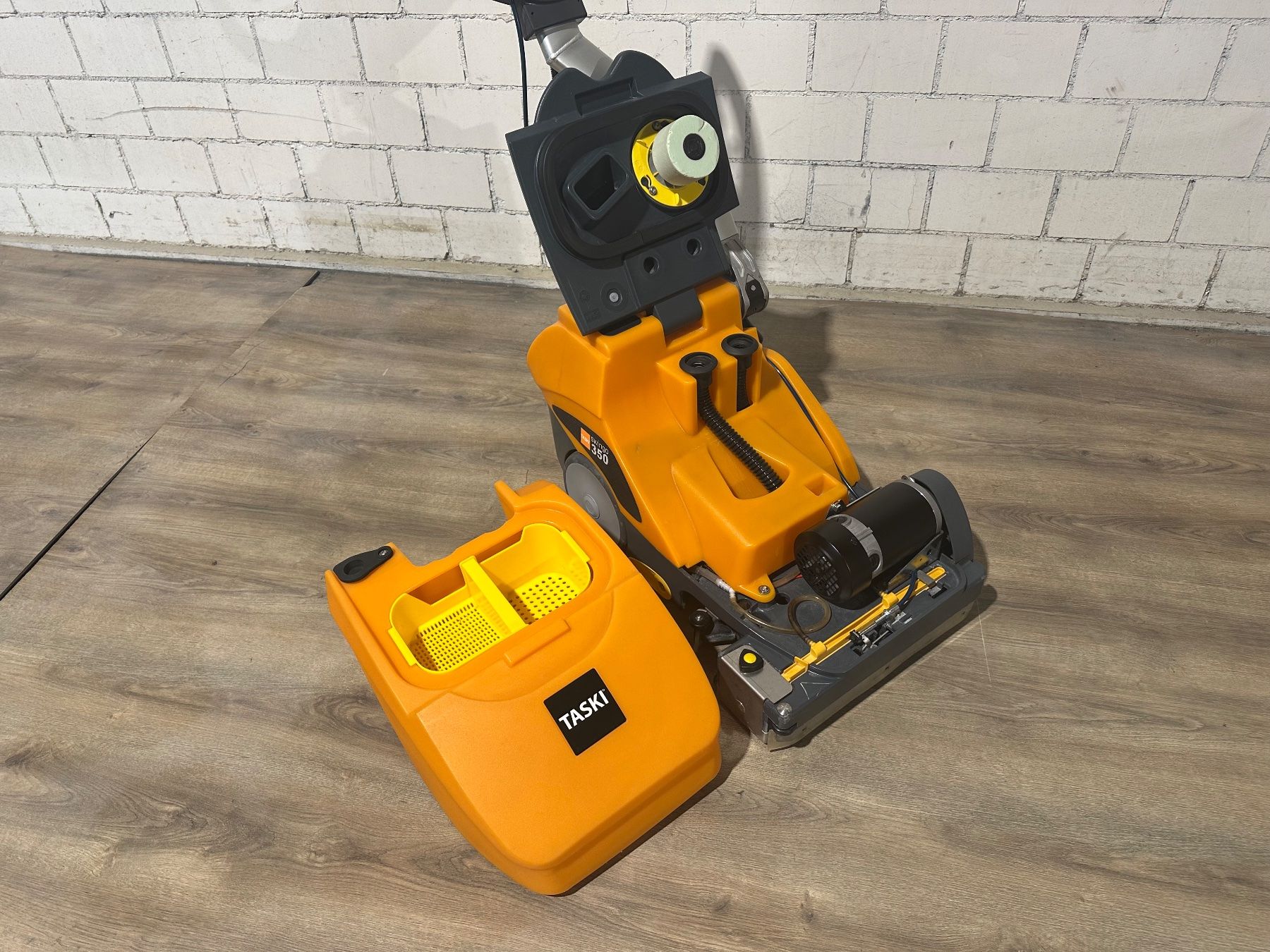 Tutte le macchine: Taski Swingo 350 B – Usato da Bettwiesen venduto da chili1 3