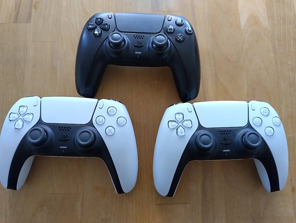 Controller: Sony PlayStation 5 DualSense Wireless Controller – Usato da Thun venduto da Eluveitia