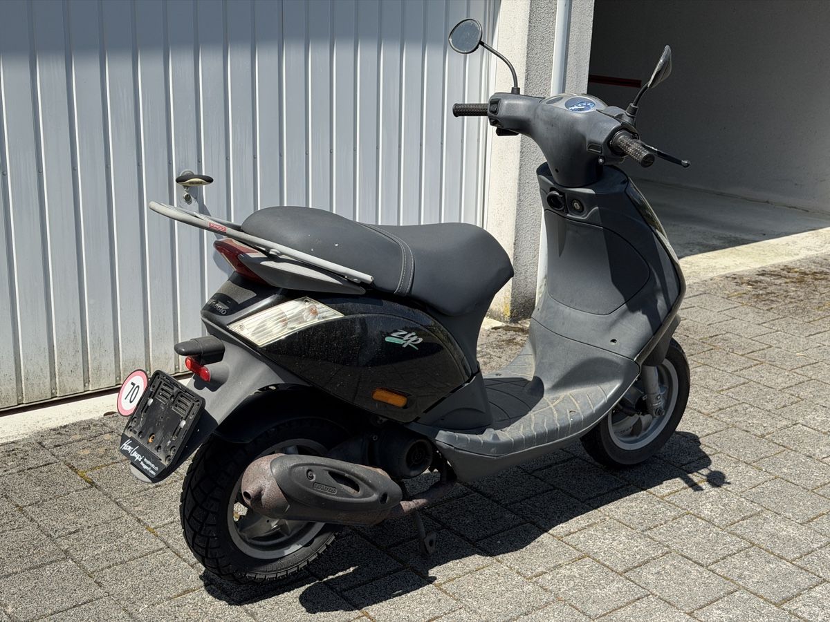 Piaggio Scooter: Piaggio Zip 50 – Usato da Meggen venduto da leupimoto 3