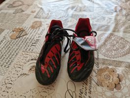 Adidas Fussballschuhe Traxion Kinder Grösse: 33