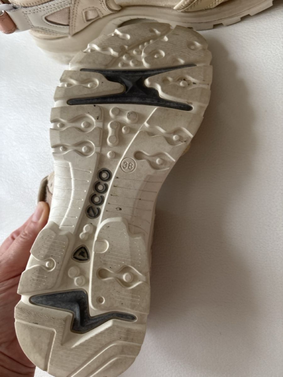 Ecco Damenschuhe: Ecco Sandalen  Gr. 38  – Gebraucht aus langenthal von rundholz7 5