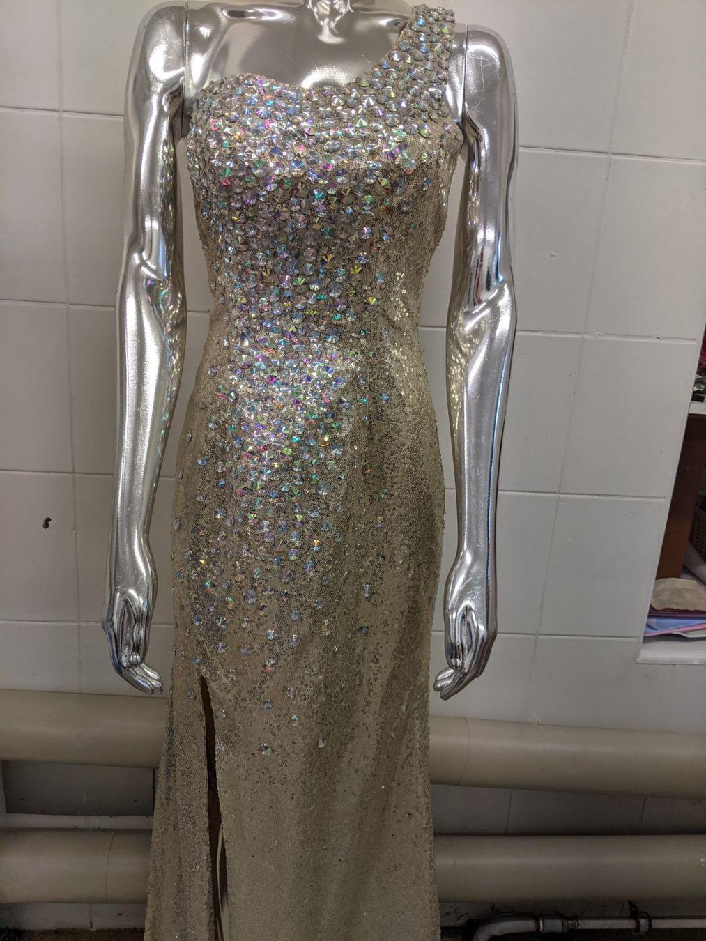 Kleider: Diese Kleid ist ein Traum – Gebraucht aus Langnau am Albis von Judithsebi 2