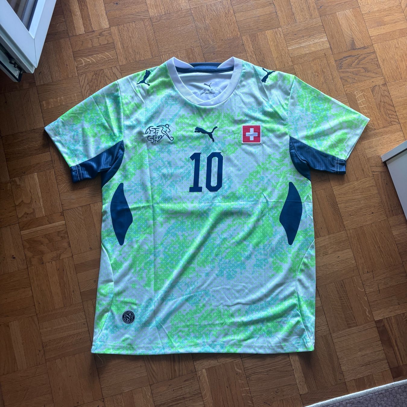 Schweizer Nati Maillots de corps & Pantalons: Maillot / Trikot Suisse – D'occasion à Lausanne par Sanchez1717