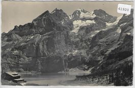 Oeschinensee mit Hotel - Photo: E. Gyger