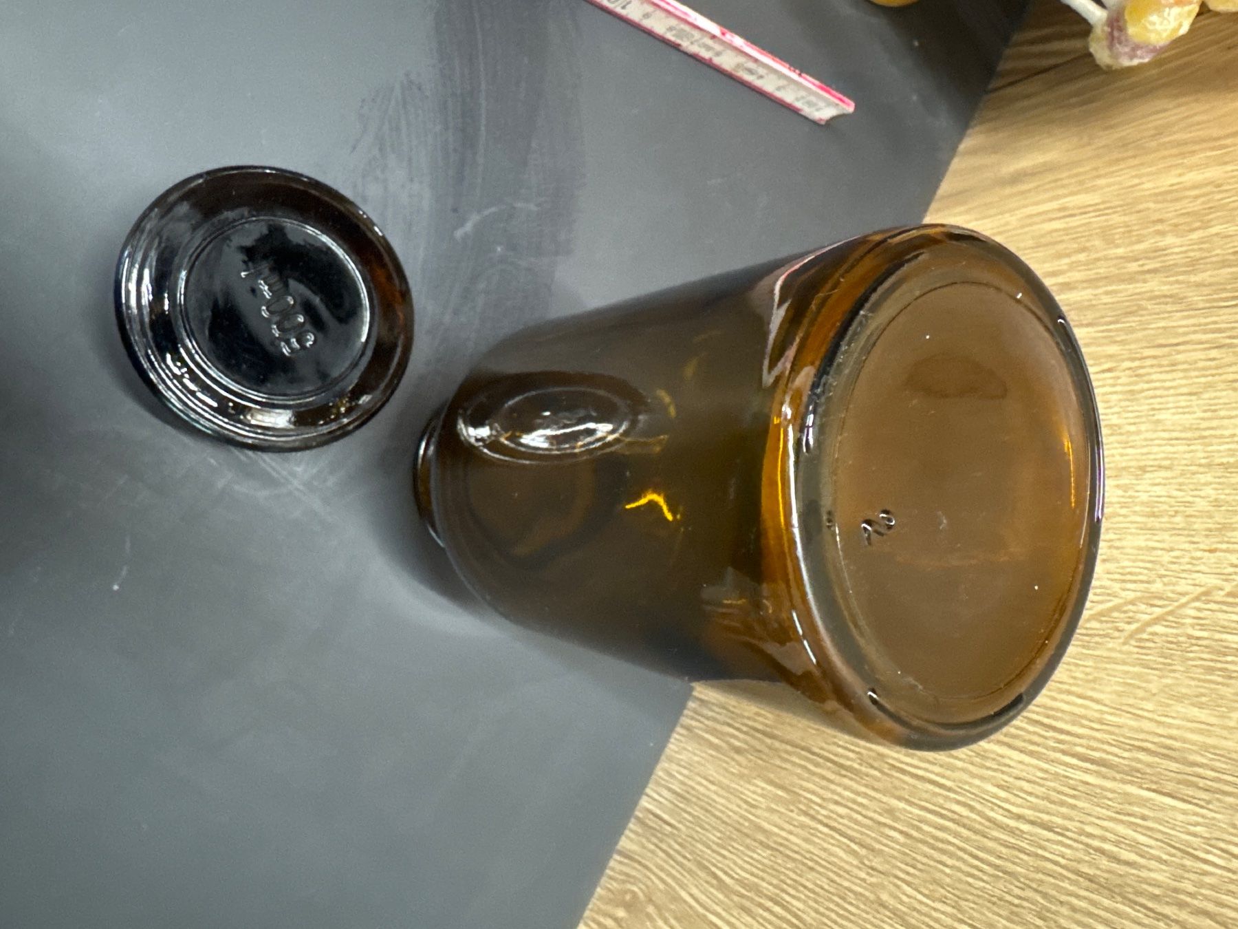 Accessori da laboratorio: Ancienne bouteille pharmacie brune 500 ml – Usato da Lajoux JU venduto da Briard0 3
