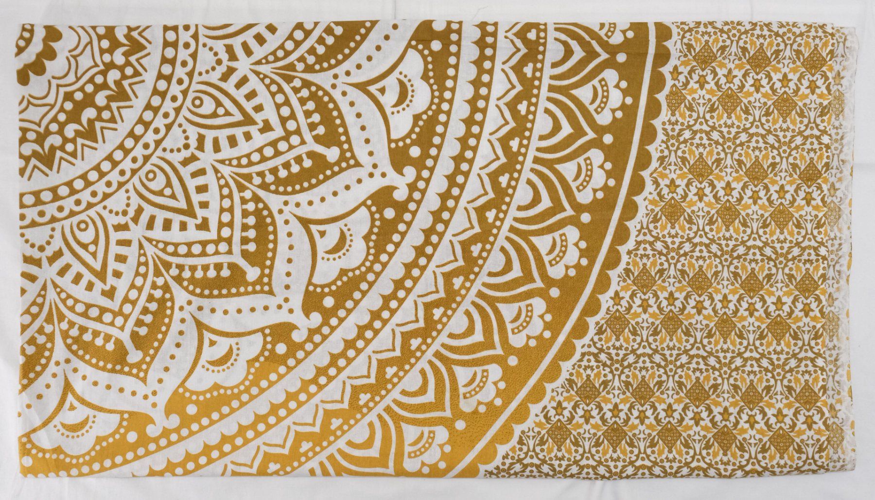 Coperte: XL Tuch Mandala aus Baumwolle Picknickdecke Sofadecke Deko – Nuovo (secondo la descrizione) da Zürich venduto da Masala-Oase 1