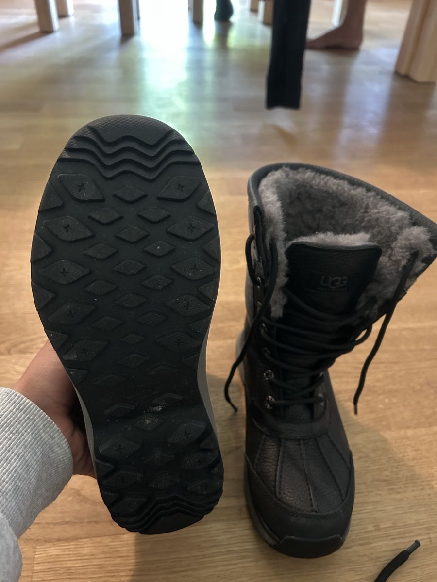 Ugg Scarpe da donna: UGG Adirondack III Damen Winterboot – Nuovo (secondo la descrizione) da Winterthur venduto da gaby.00 3