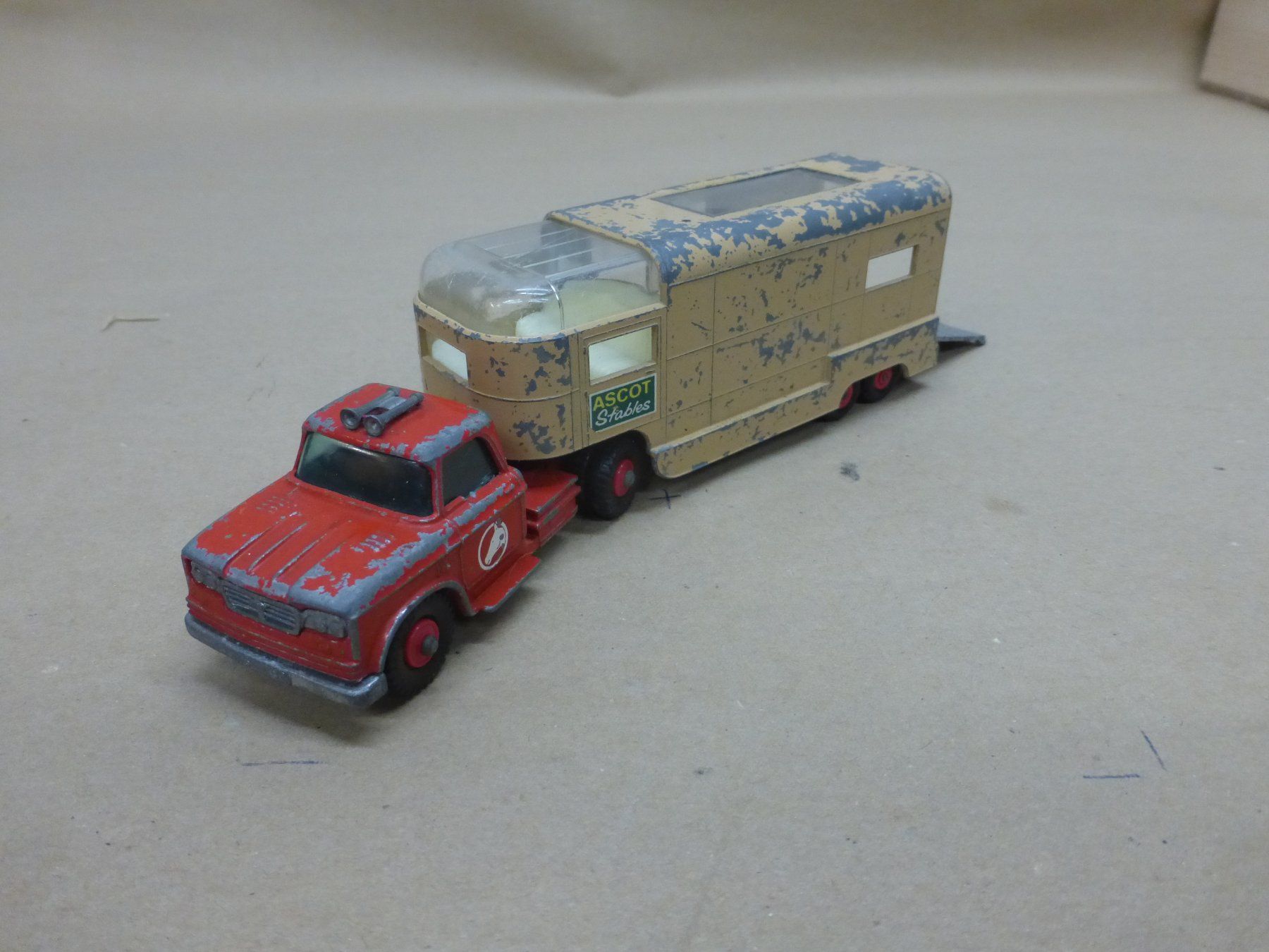 Matchbox Modellini d'auto: Matchbox King Size Dodge Tractor – Usato da Gempen venduto da Smokie72