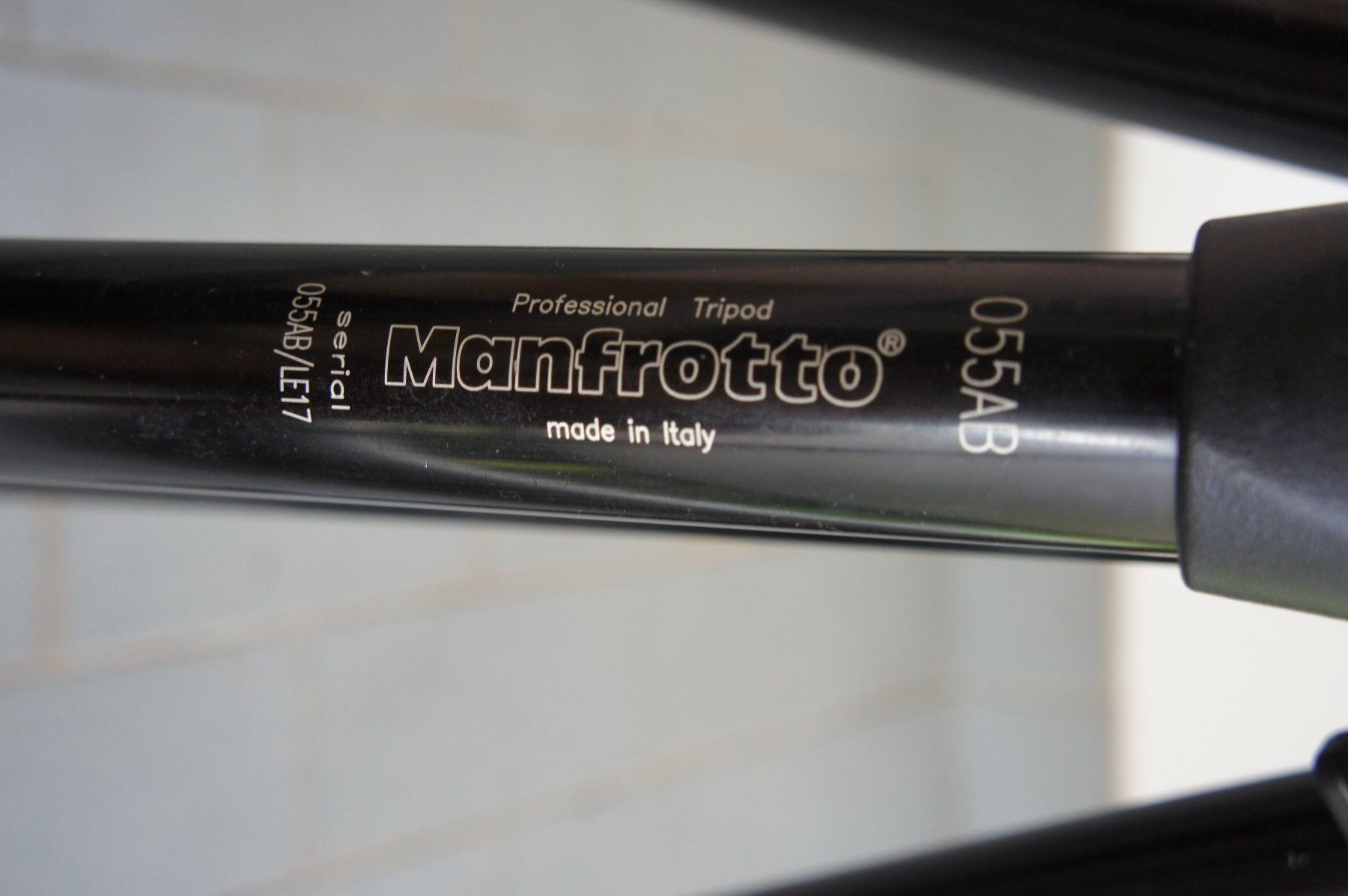 Manfrotto Treppiedi & Teste: MANFROTTO 055AB + 141RC – Usato da Ollon VD venduto da polopan 2