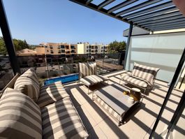 Balkon-/Garten-Lounge-Set aus Metall mit gestreiften Polster