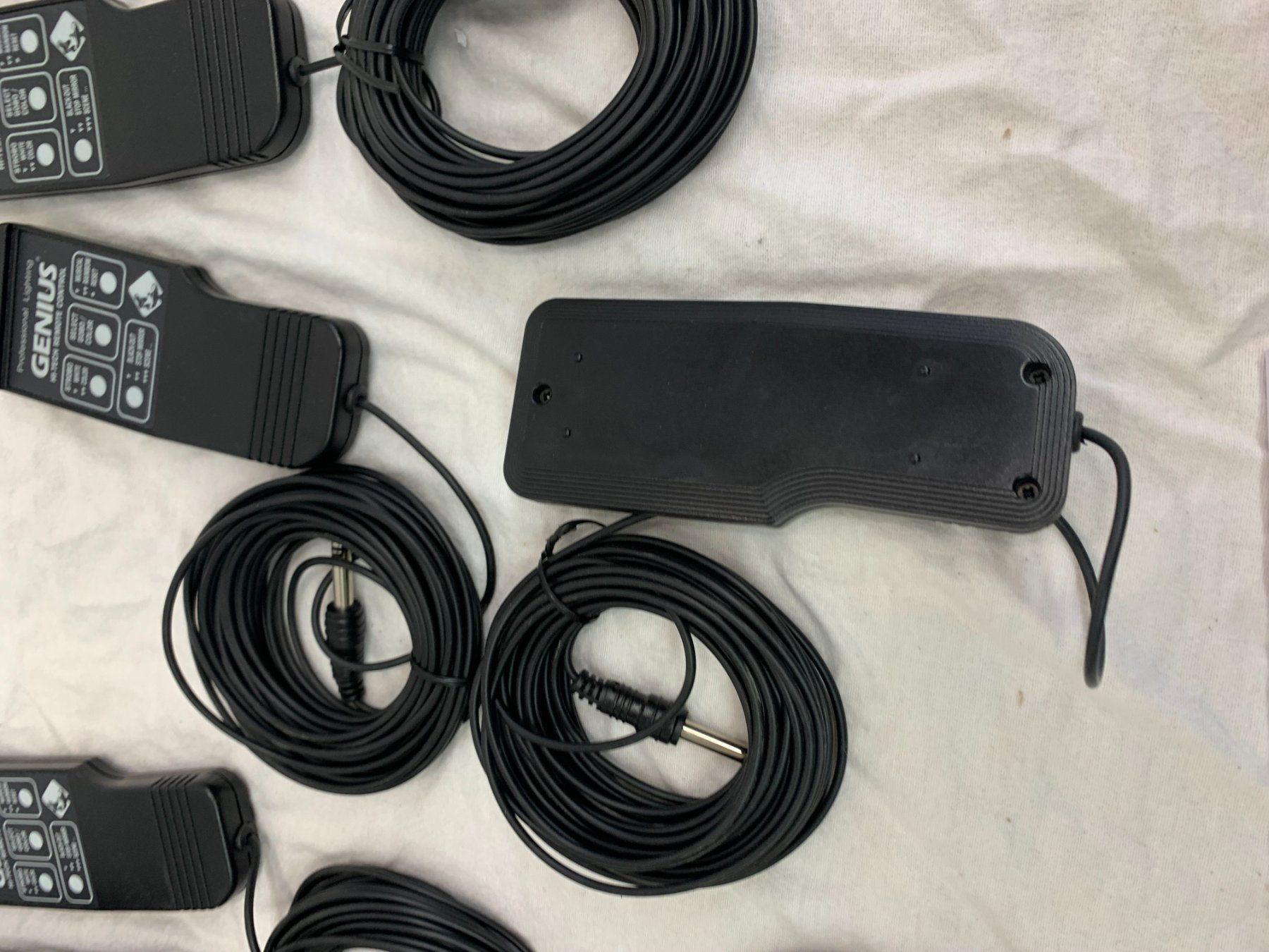 Telecomandi: 10xGenius Professional Lightning Remote controls (x969) – Nuovo (secondo la descrizione) da Däniken SO venduto da Profog1 4