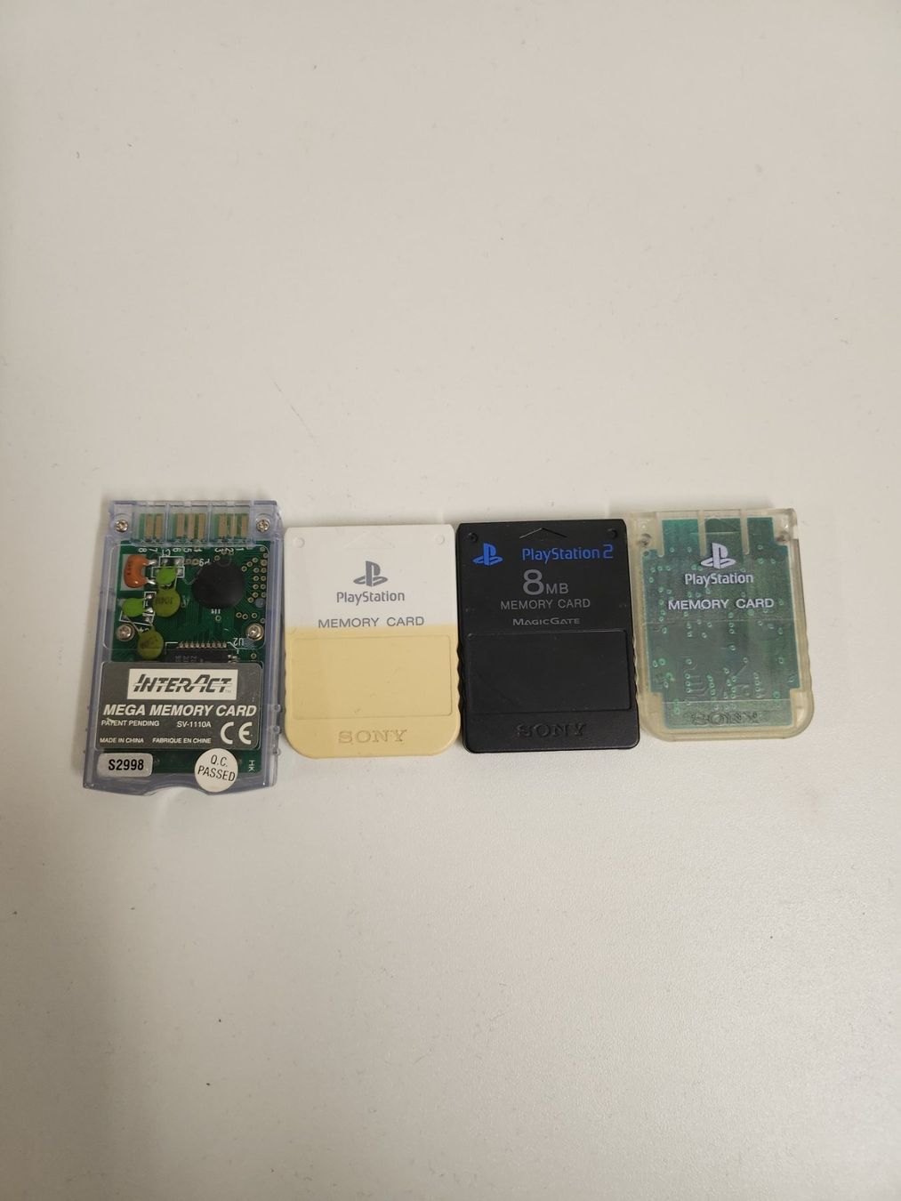 Sony Memory unit & Memory card: Sony Playstation  Memorycard  4 stk. – Usato da Niederurnen venduto da Ghost.recon