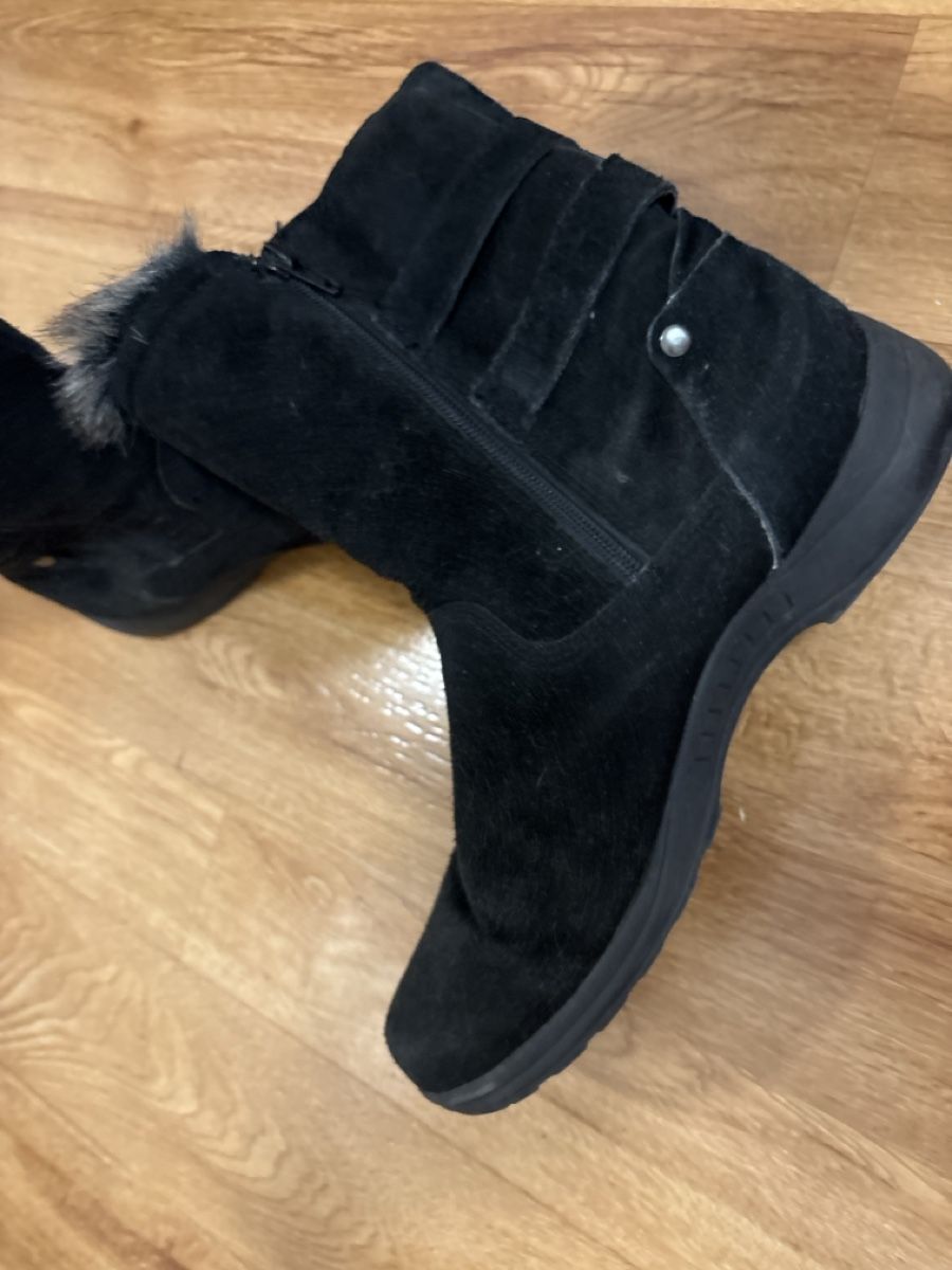 Damenschuhe: Stiefel Damen Grösse 40 schwarz mit Futter – Gebraucht aus Kriens von mir_v8ww 2
