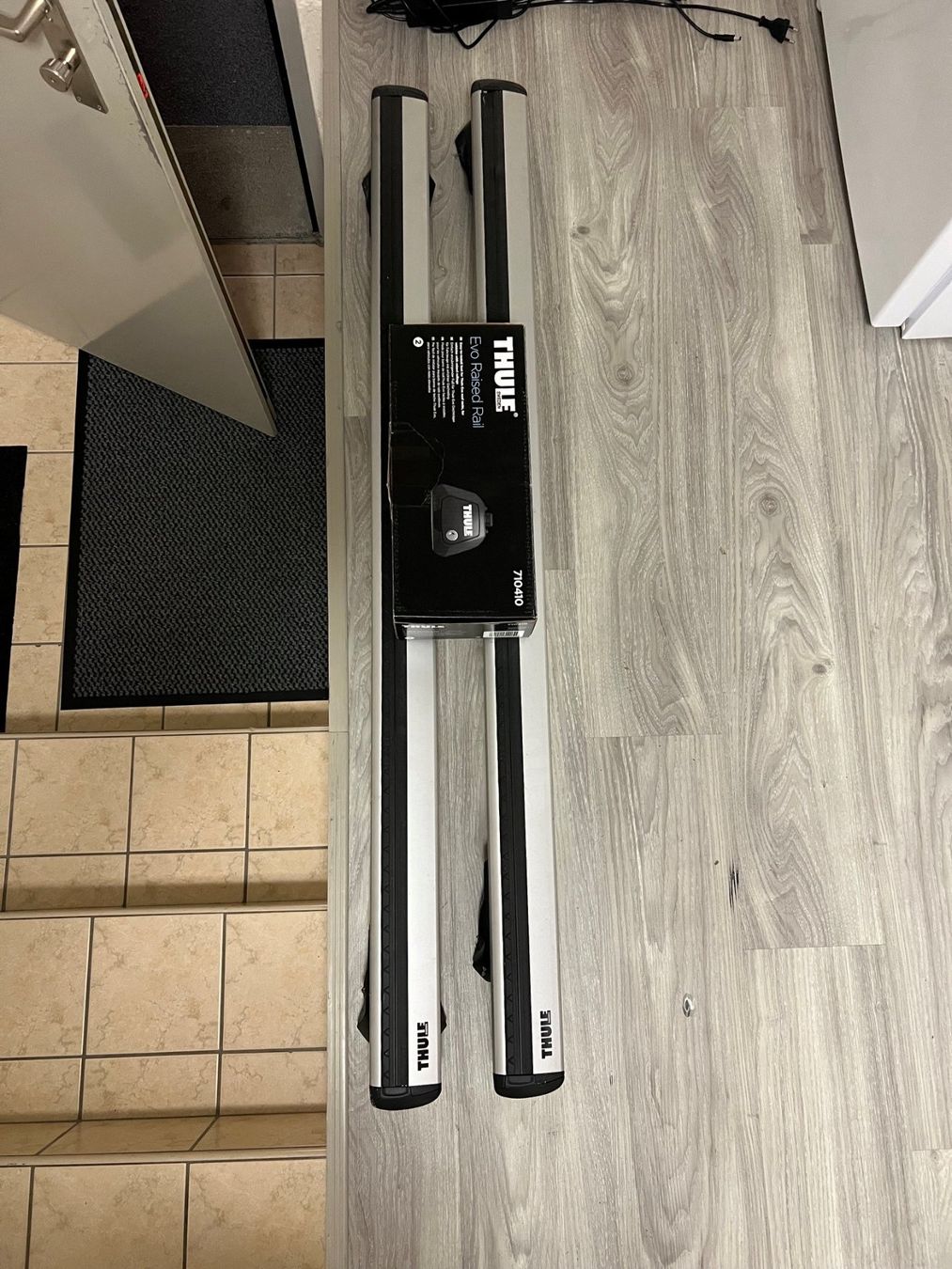 Dachträger THULE Evo Raised Rail - Top-Zustand (Gebraucht) in Bülach ...