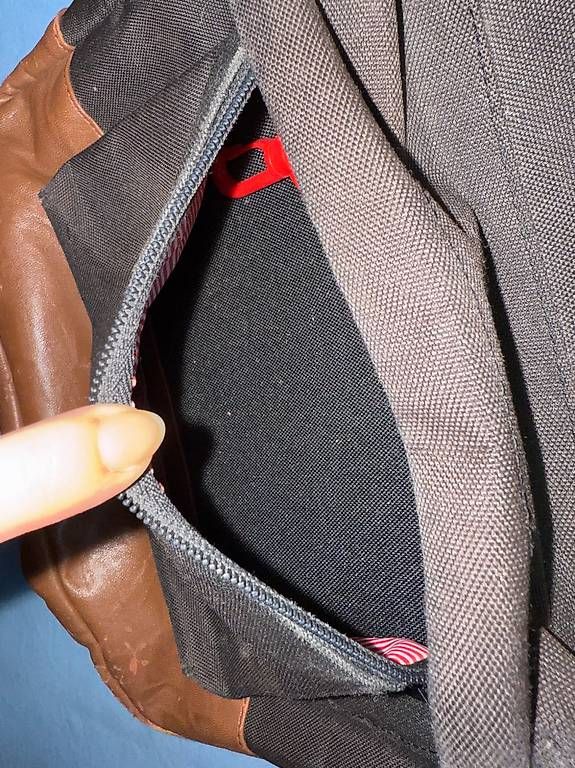Herschel Zaini: Herschel Rucksack schwarz – Usato da Altendorf venduto da Ga04 3