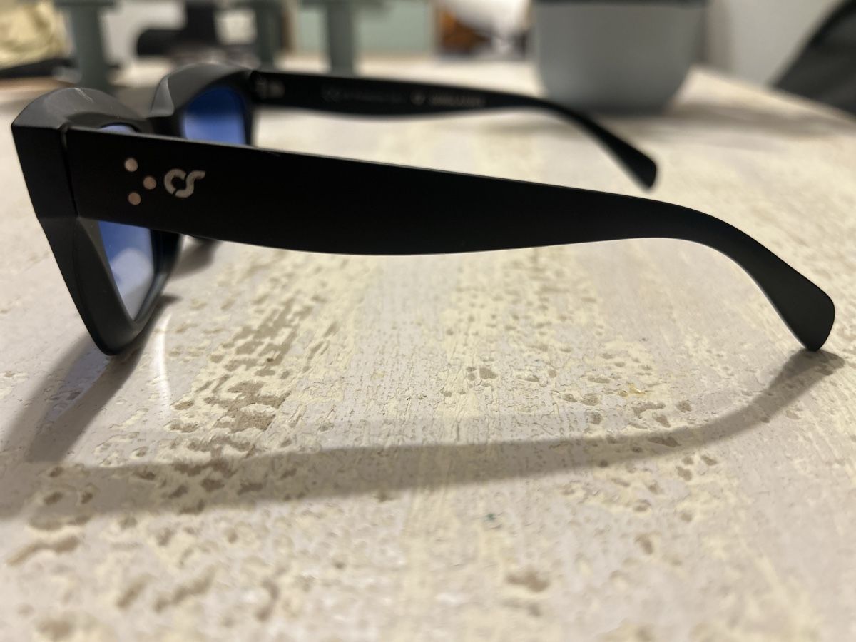 Occhiali & Lenti: Sonnenbrille Damen Schwarz Blau Gradient NEU mit Box – Nuovo e nell'imballaggio originale da Ettingen venduto da Luanacas 1