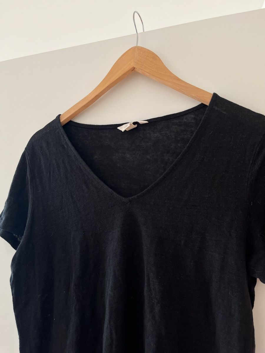 H&M T-Shirts: Leinen-Shirt  – Gebraucht aus Allschwil von MaloseS08 1