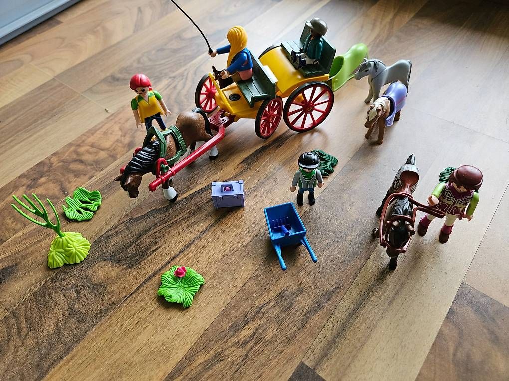 Spielzeuge: Playmobil Kutscher – Gebraucht aus Neudorf von Vogelhof