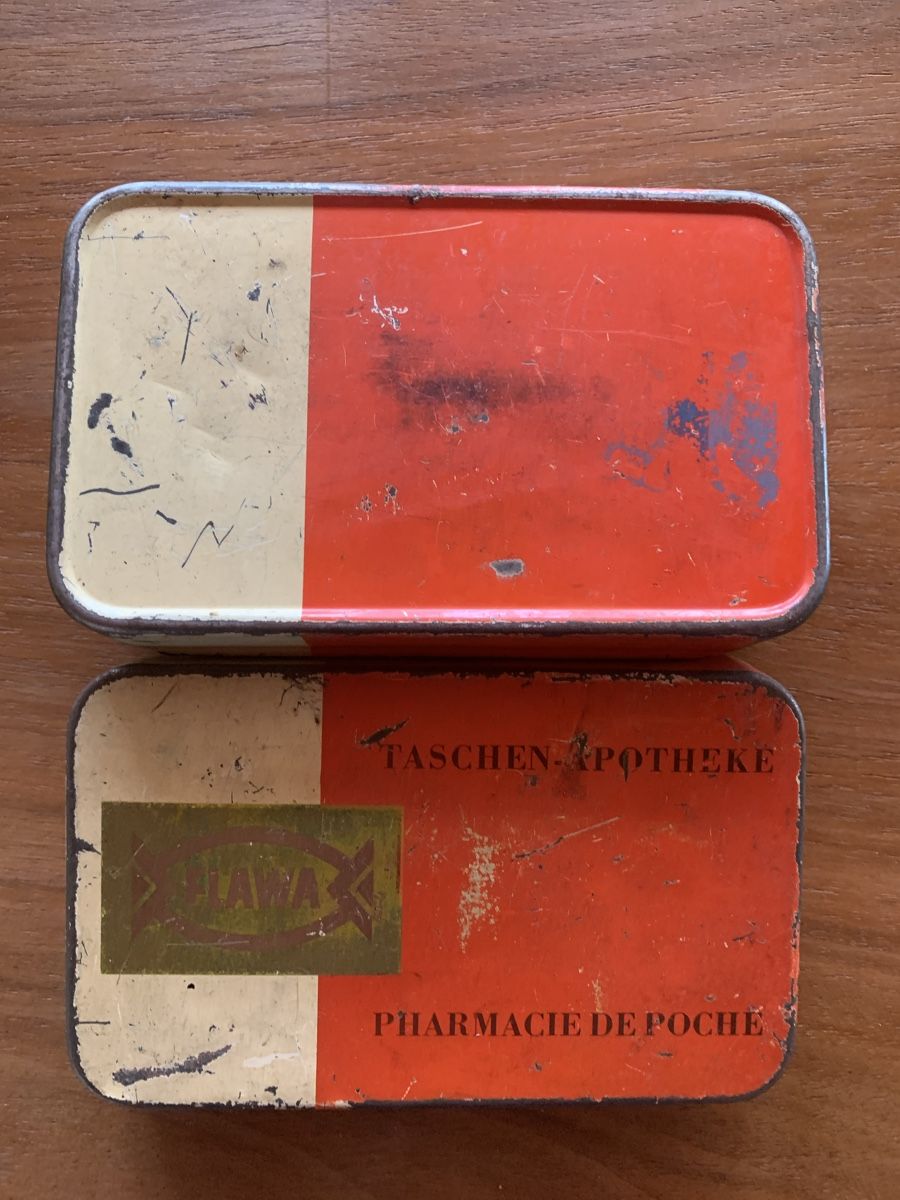 Kit di pronto soccorso: Taschenapotheke FLAWA, Vintage – Usato da Egg b. Zürich venduto da ohtannenbaum 1