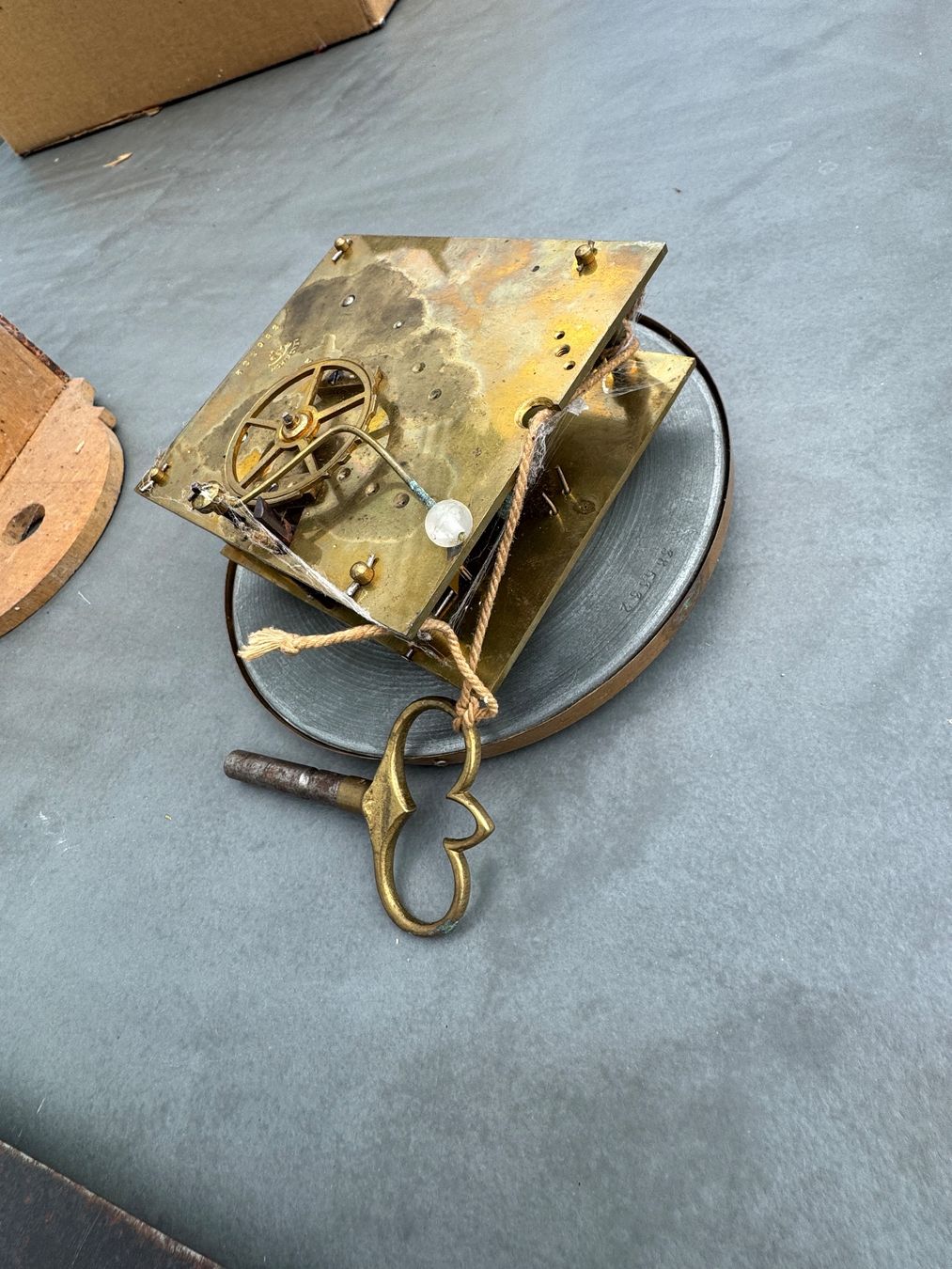 Orologi da terra & Orologi da parete: VINTAGE GROSS UHREN – Usato da Solothurn venduto da akkka 2
