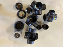 11 neue Geberit-Formstücke 110 mm