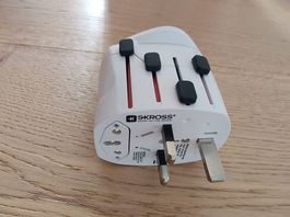 Skross Reiseadapter