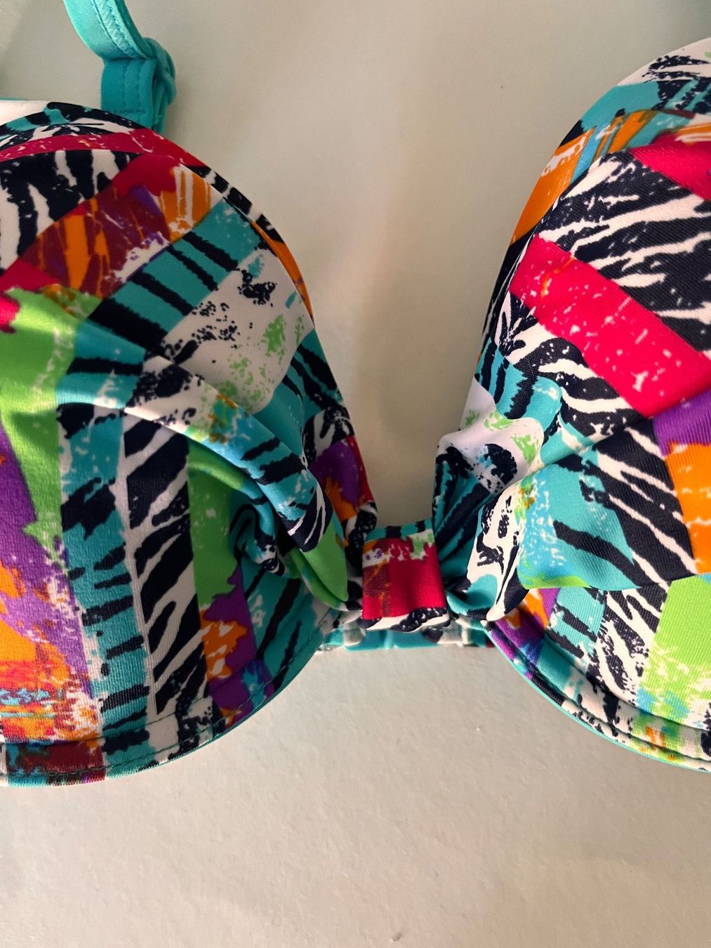 Sloggi Maillots de bain & Bikinis: SLOGGI, Bikini-Oberteil  EXOT BEACH, Grösse 36D, Hellblau – Neuf avec emballage d'origine à Rudolfstetten par gst_g7xl 1