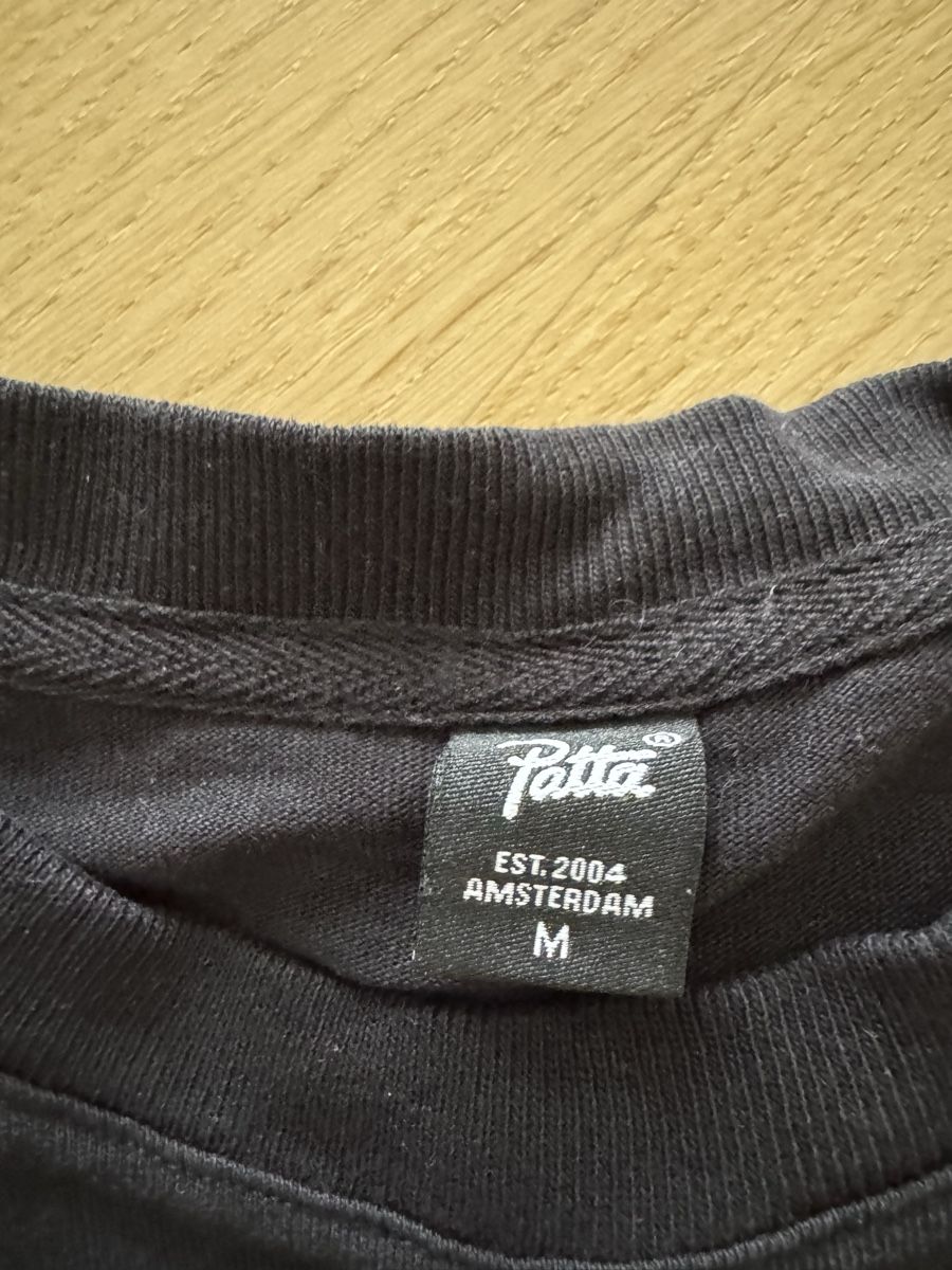 T-shirt: Patta Tshirt cropped  – Usato da Zürich venduto da kat_ww7d 1